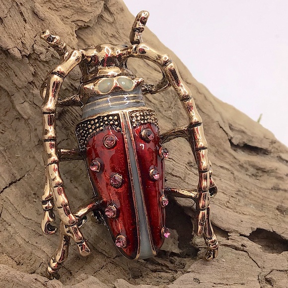 lolas_boutique_ Jewelry - Red beetle bug brooch pin gold enamel crystals vintage style Halloween creepy